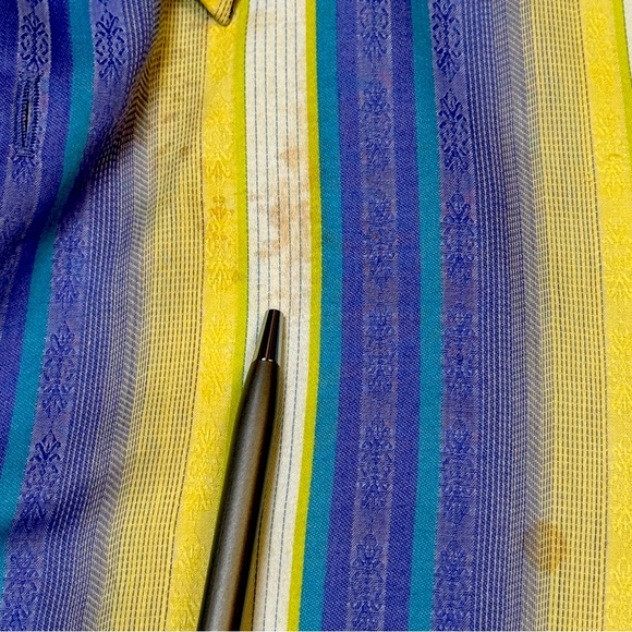 Robert Graham long sleeved button up - Picture 7 of 9